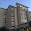 Comfort Inn & Suites Airport