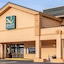 Quality Inn & Suites At Coos Bay