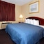 Econo Lodge Inn & Suites