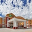 Holiday Inn Express Hotel & Stes Kansas City Sports Complex By Ihg