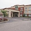 La Quinta Inn & Suites St. Louis Airport Riverport