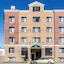 Paramount Inn