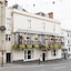 George Hotel