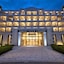 White Rock Castle Suite Hotel & Spa