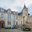 Yndo Hotel