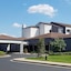 Courtyard By Marriott Louisville East