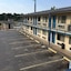 Super 7 Inn
