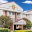 Super 8 By Wyndham State College