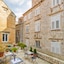 Apartamento 15 habitaciones en 20000, Dubrovnik