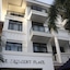 One Crescent Place