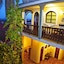 Hotel Los Balcones Leon