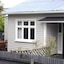 Christchurch City & Country Cottages - Clarence Cottage