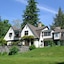 Whistler's Inn Bed & Breakfast