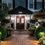Chateau Inn And Suites