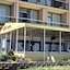 Four Sails Resort