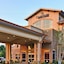 Clubhouse Hotel & Suites Pierre