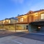 Bridges On Meninya Motel & Apartments