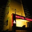 Hotel Crestwood