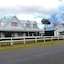 Settlers Motel