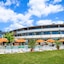 Hotel Golden Lake Resort