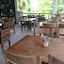London Beach Resort And Hotel