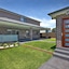 96 Hydrae Villa