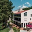 Hotel Pela
