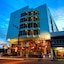 Lake Inn Hotel