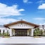 Slender West Lake Hot Spring Resort