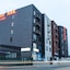 Oak Plaza Suites