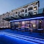 Seven Hotel