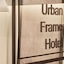 Urban Frame Plaka