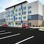 Tru by Hilton Grand Rapids Airport