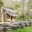 Lazy Cub Lodge